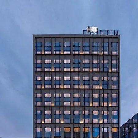 Mona Plaza